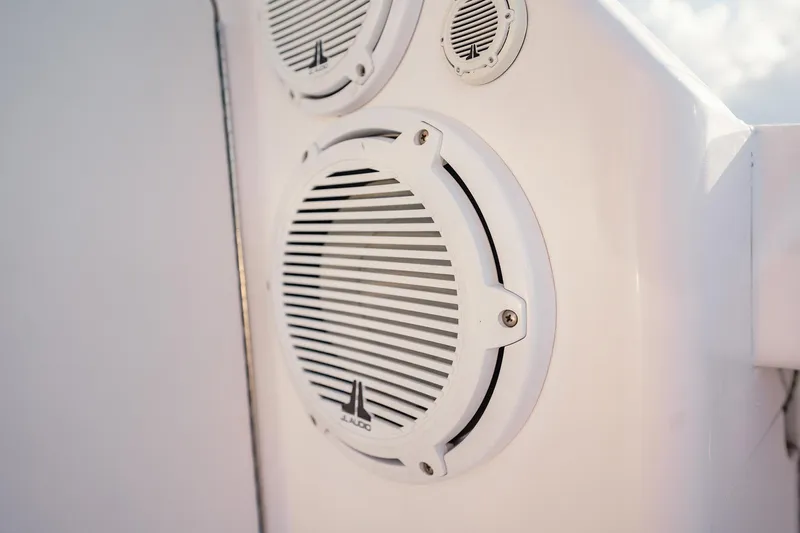 Roga Yacht Photos Pics 