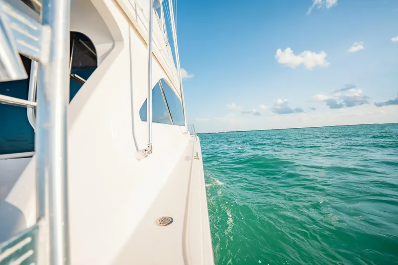 Roga Yacht Photos Pics 