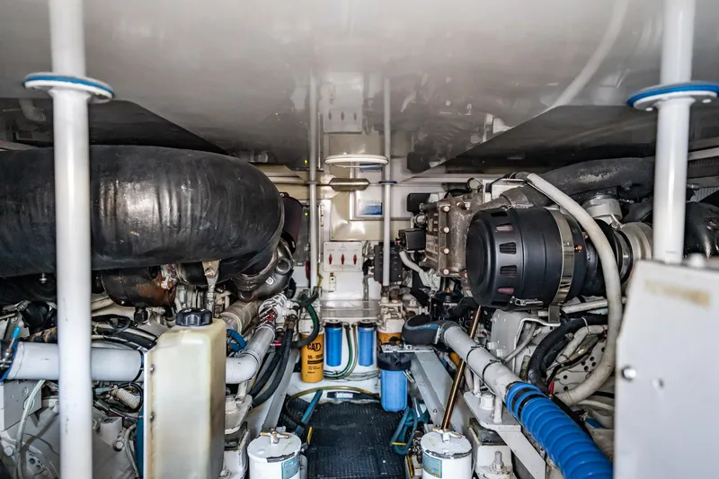 Roga Yacht Photos Pics 