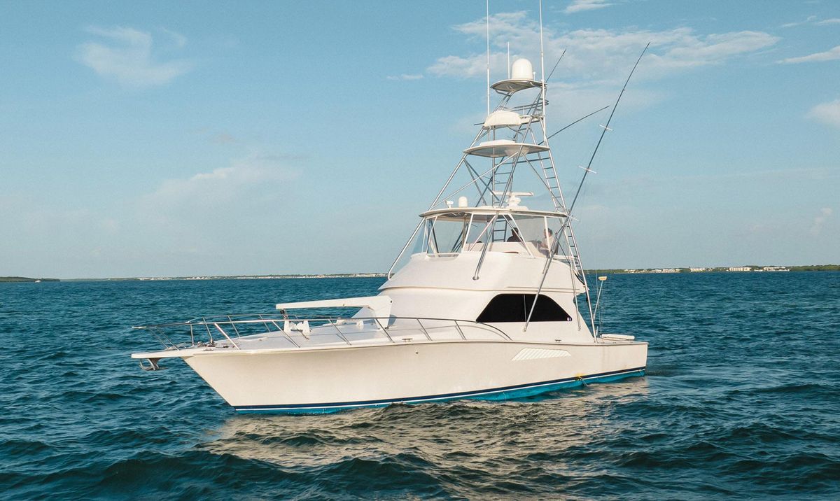 2005 Viking 48 