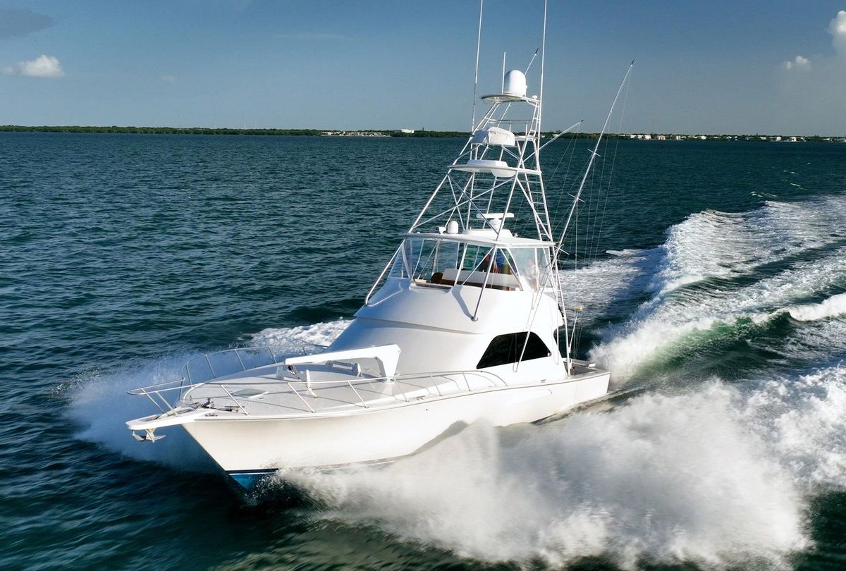 2005 Viking 48 