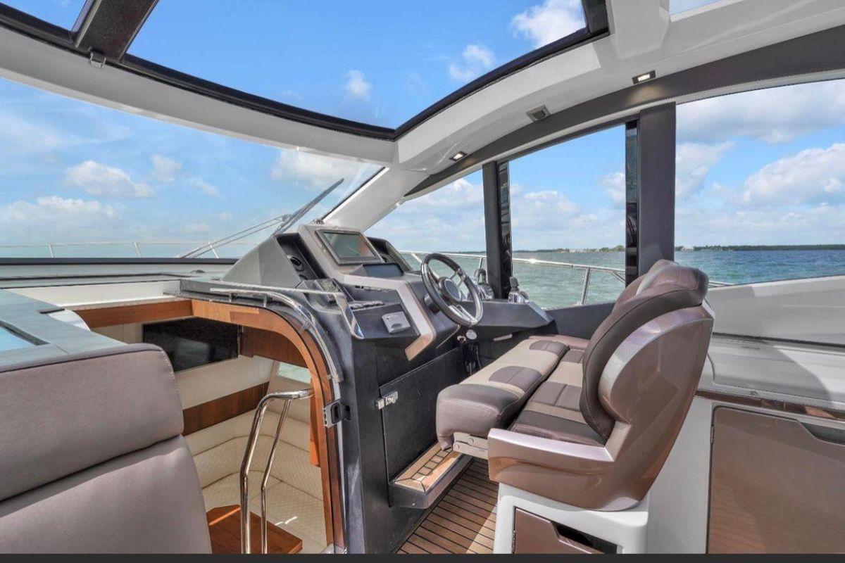2017 Galeon 45 