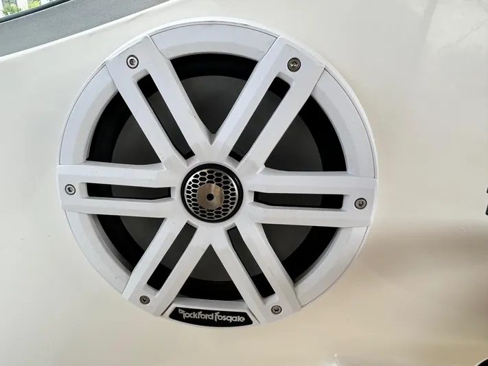 Sea Suite Yacht Photos Pics 