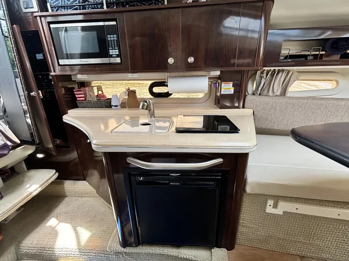 Sea Suite Yacht Photos Pics 