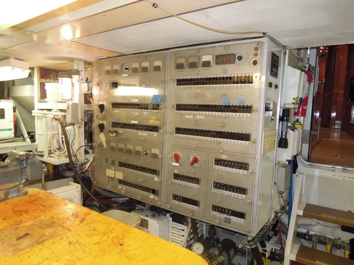 Sea Angel Yacht Photos Pics Engine Room and Electrical Panel