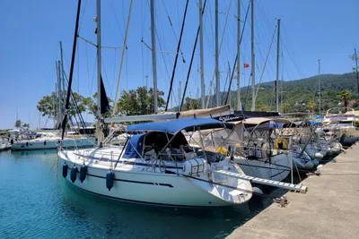 2003 Bavaria 38 Cruiser