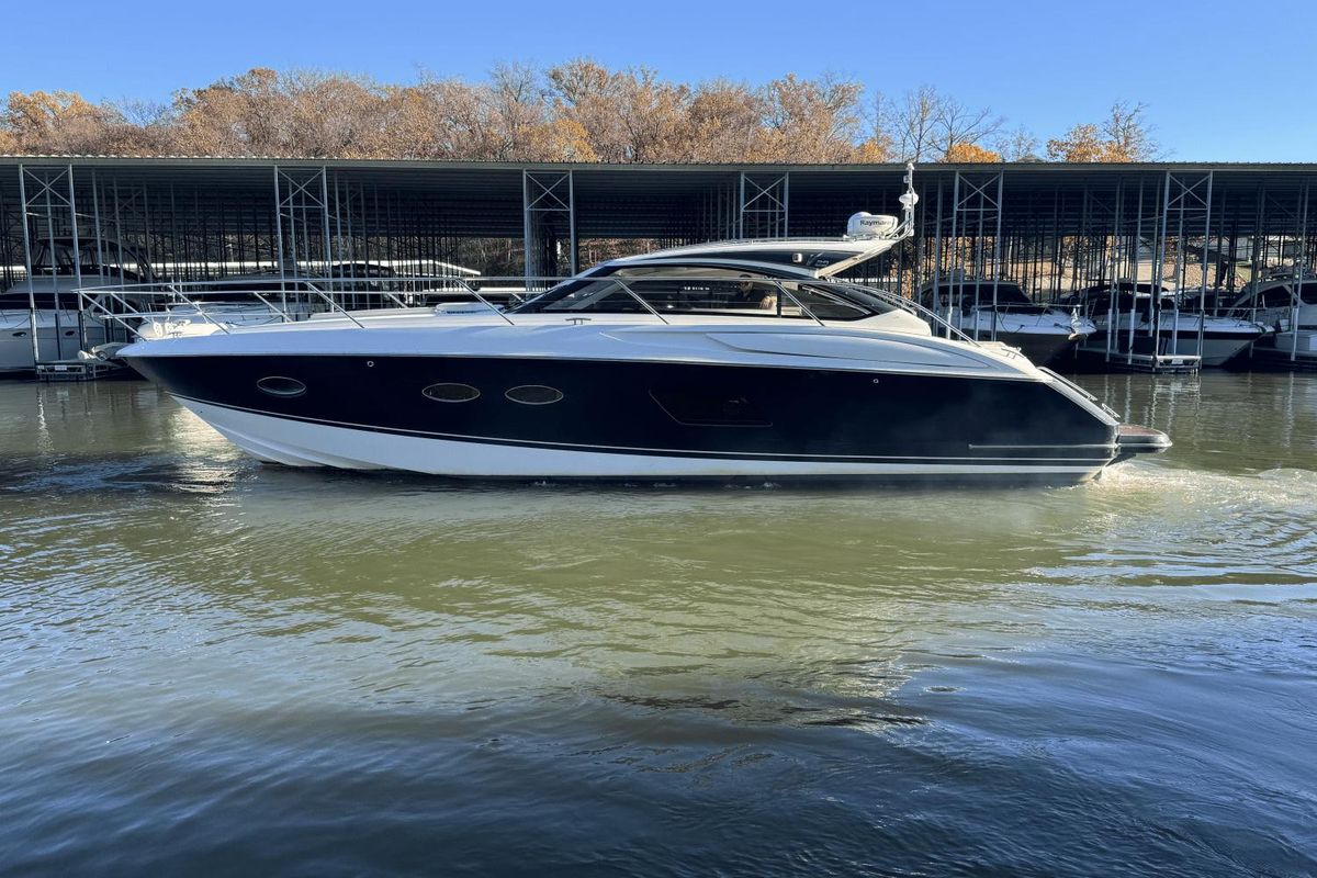2013 Princess 42 