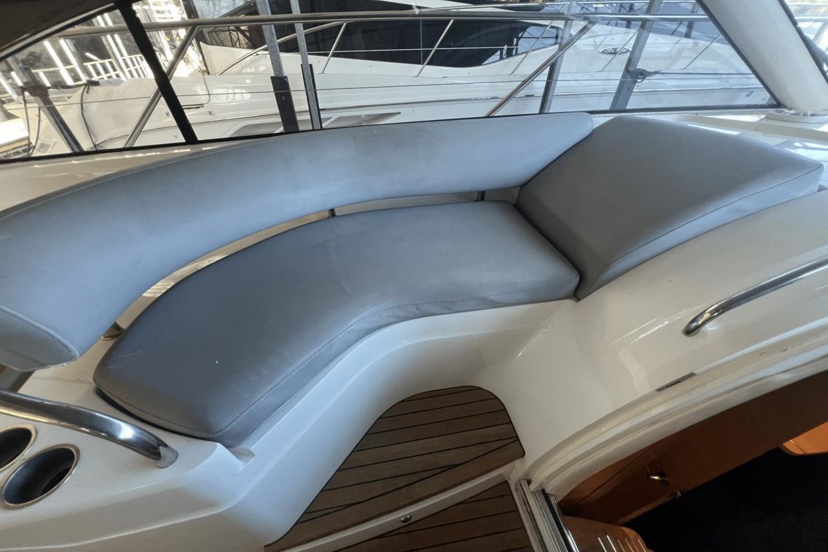 2013 Princess 42 