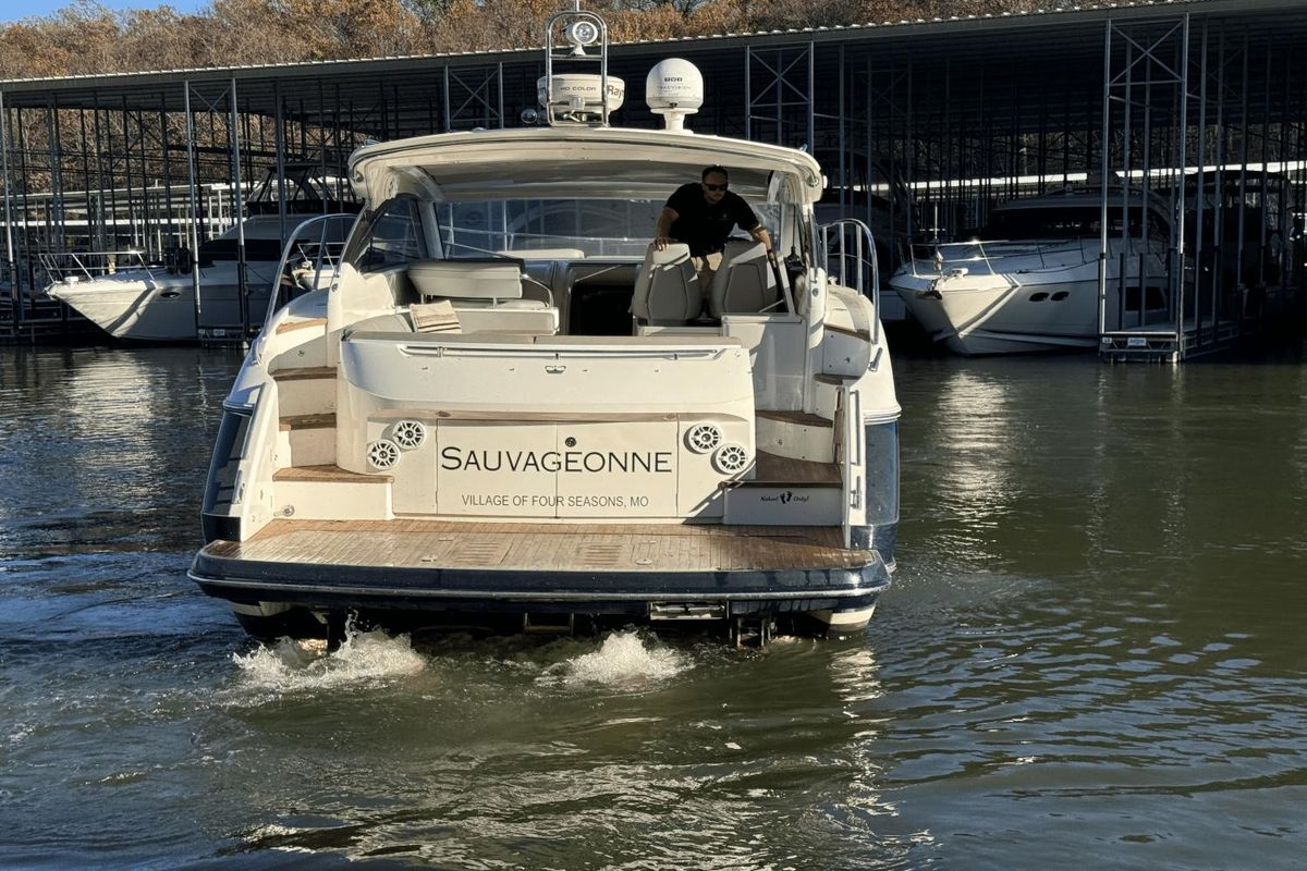 2013 Princess 42 