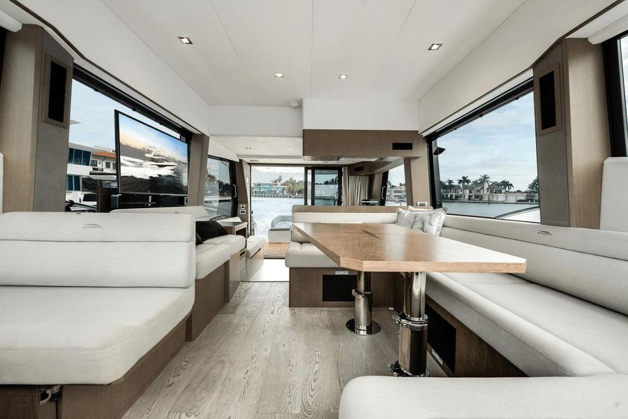 2021 Galeon 500 Fly