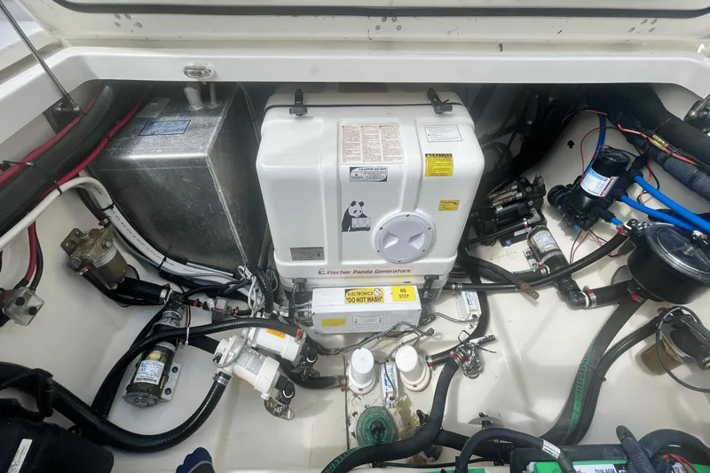 No Name On Record Yacht Photos Pics 