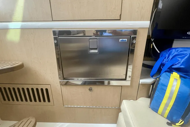 No Name On Record Yacht Photos Pics 