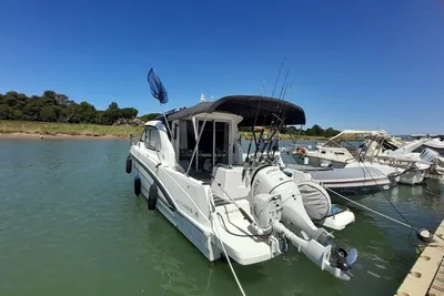 2022 Beneteau Antares 8 Fishing