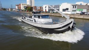 Luxe-Motor Tjalk 26m