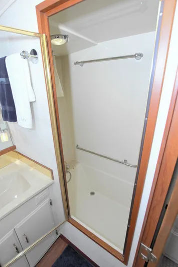 Brown Yacht Photos Pics 