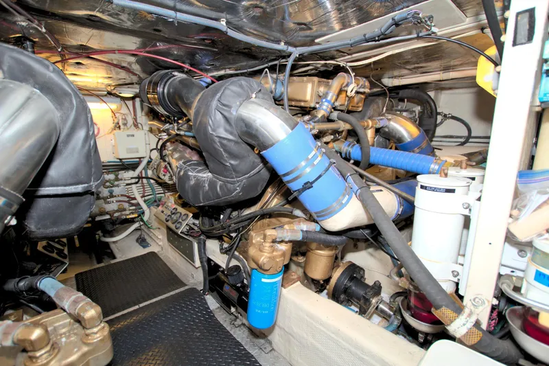 Brown Yacht Photos Pics 