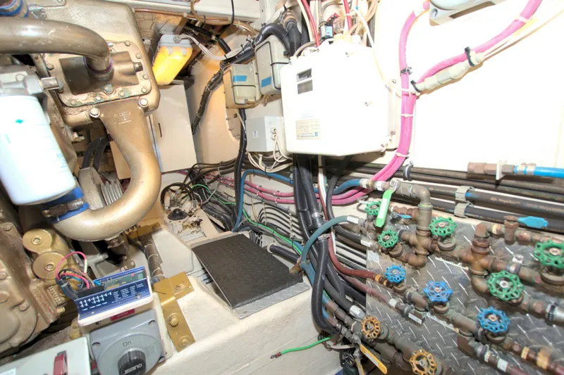 Brown Yacht Photos Pics 