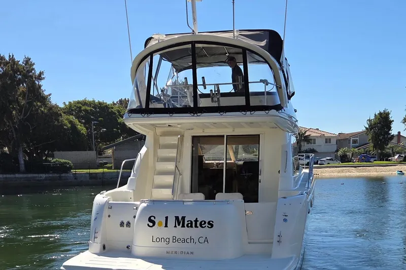 Soul Mates Yacht Photos Pics 2005 Meridian 411 Sedan yacht named "Sol Mates" in Long Beach, CA.
