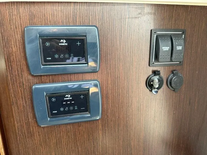 Blue Liner Yacht Photos Pics 