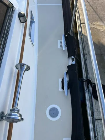 Lio Kai Yacht Photos Pics 