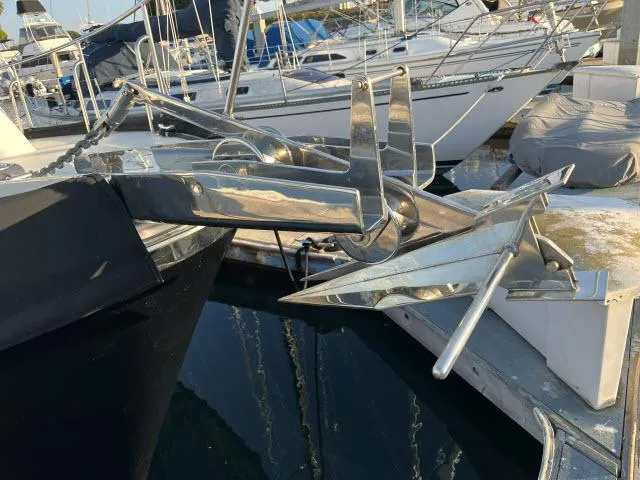 Lio Kai Yacht Photos Pics 