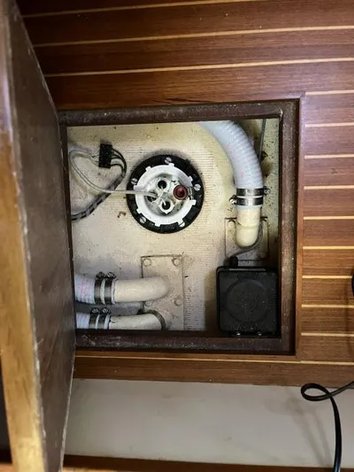 Lio Kai Yacht Photos Pics 