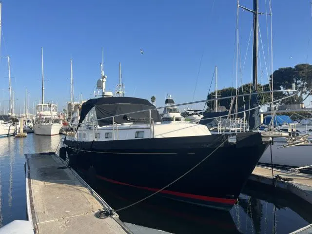 Lio Kai Yacht Photos Pics 