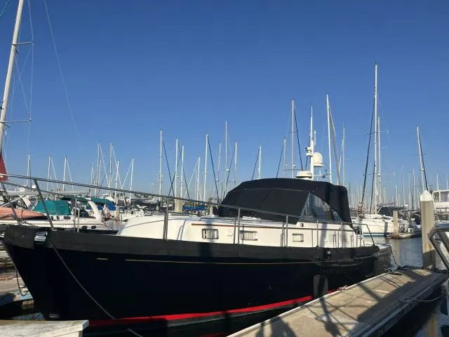 Lio Kai Yacht Photos Pics 