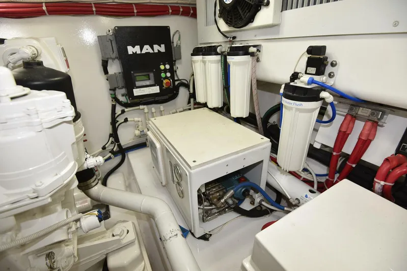 My Way Yacht Photos Pics 