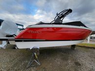 2023 Cobalt R6 Outboard