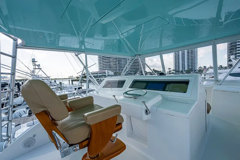 Done Deal Yacht Photos Pics 