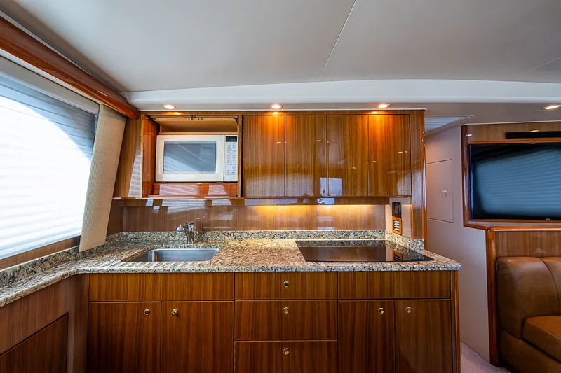 Done Deal Yacht Photos Pics 