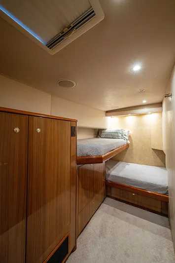 Done Deal Yacht Photos Pics 