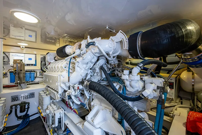 Done Deal Yacht Photos Pics 