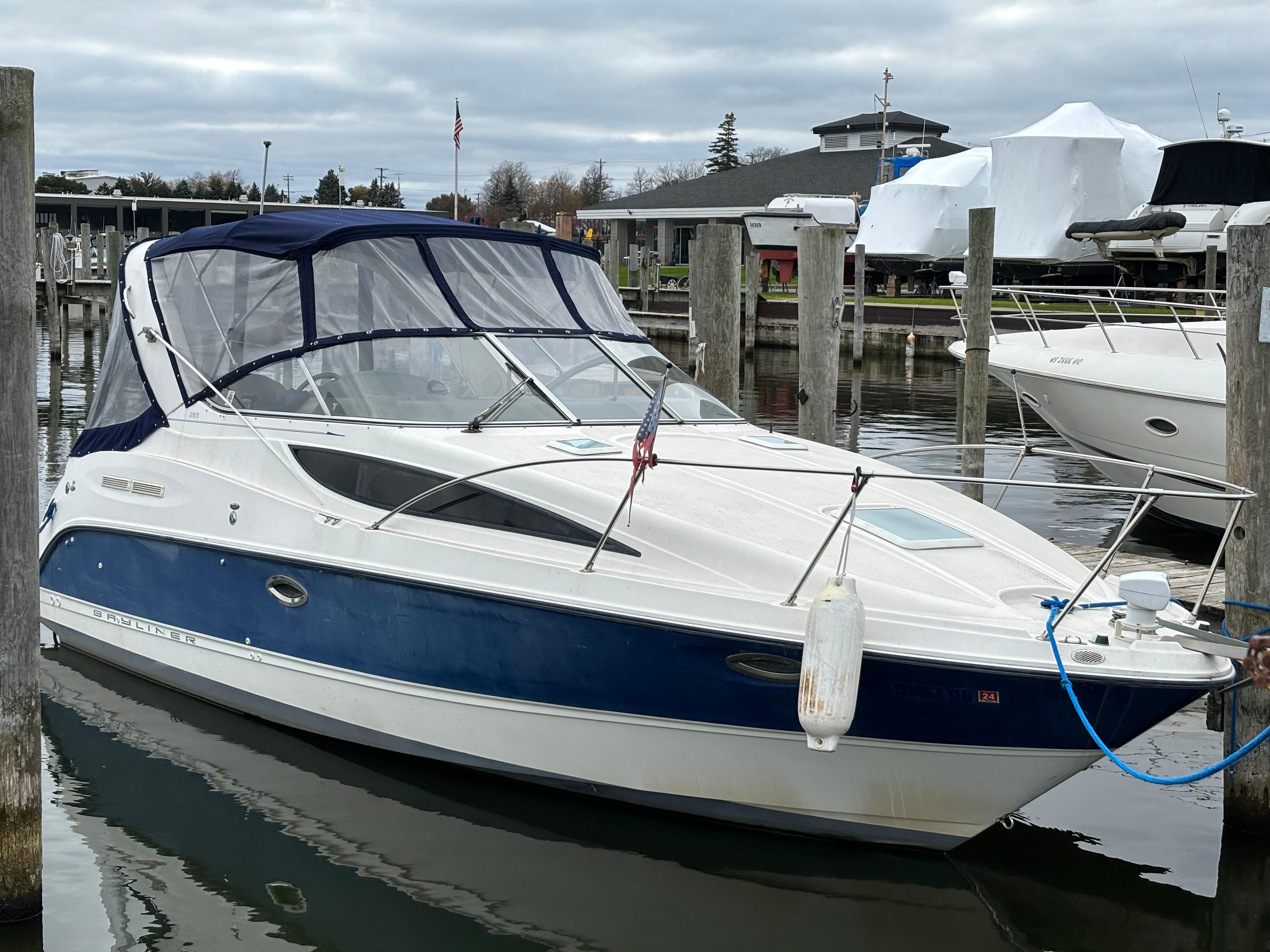 2006 Bayliner 285 Ciera Sunbridge Express Cruiser for sale - YachtWorld