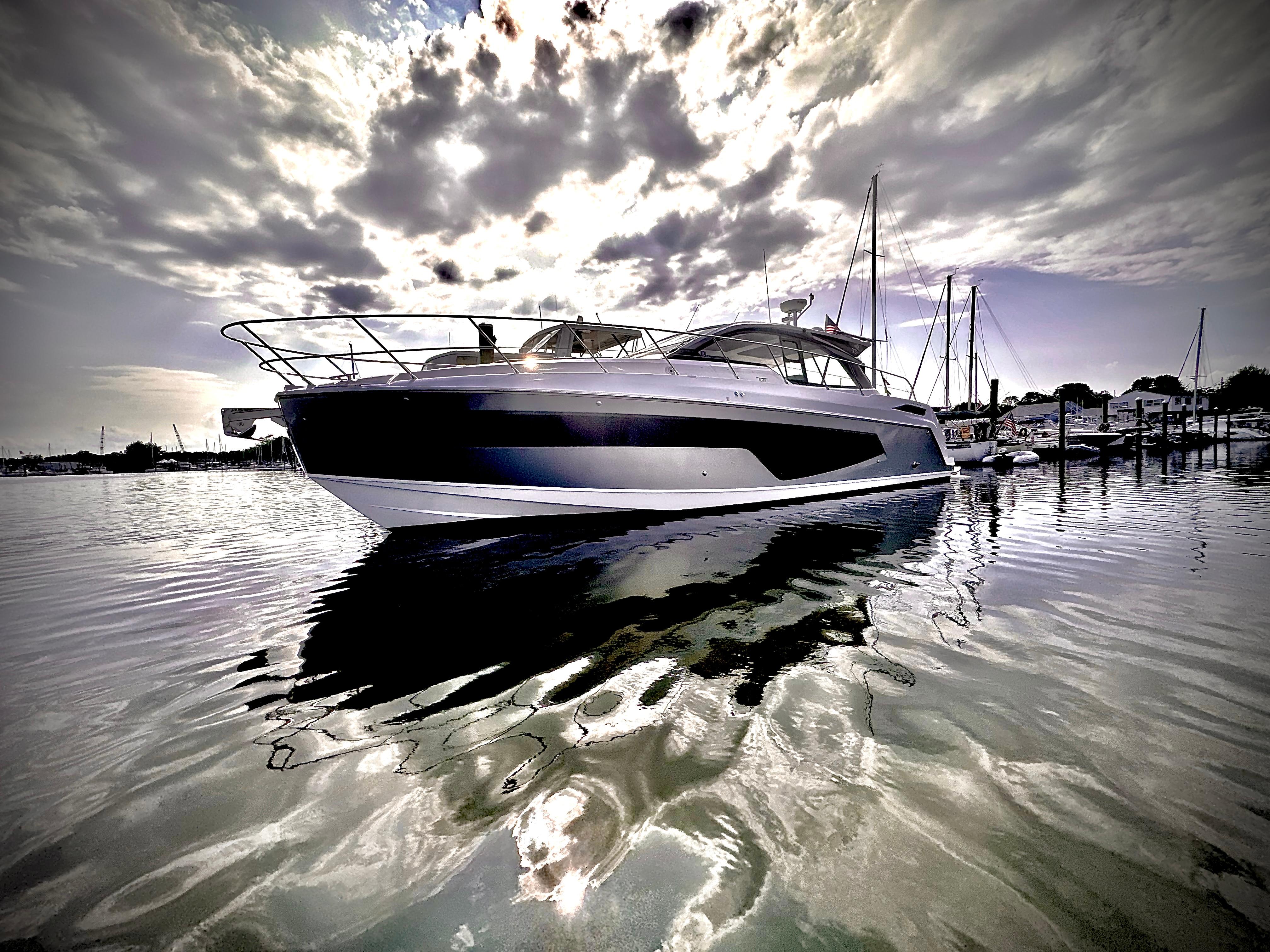 2019 Azimut Atlantis 51