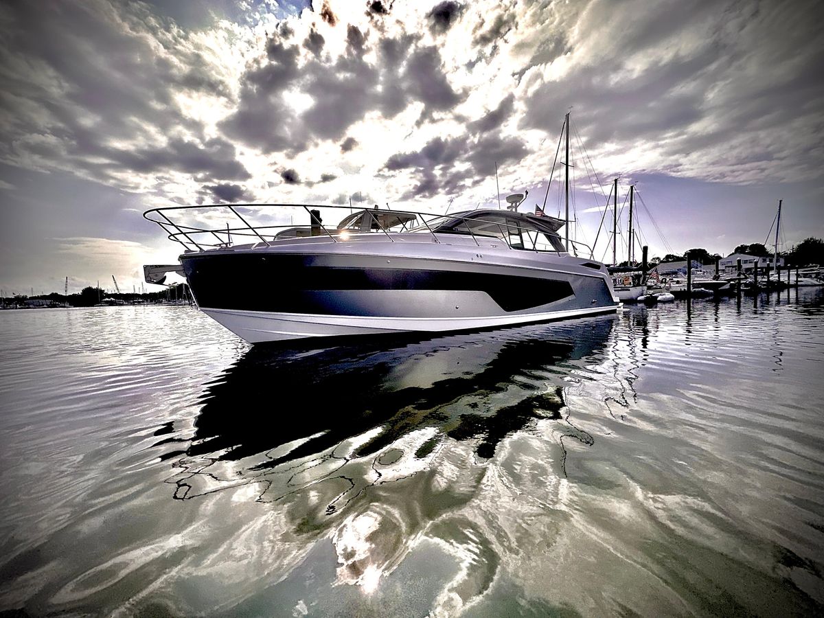 2019 Azimut 51 