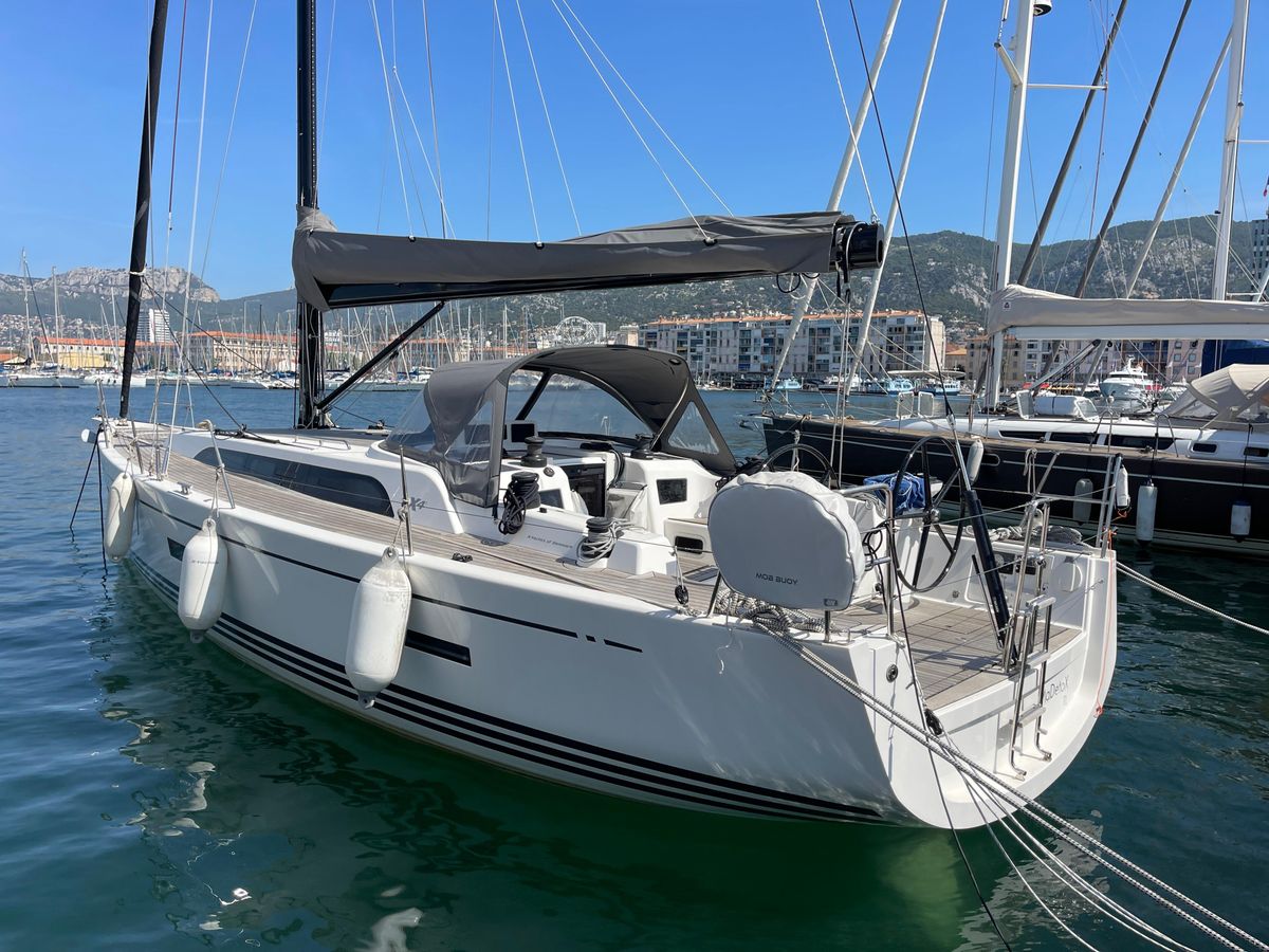2021 X-Yachts 42 