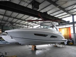 2023 Regal 33 X MODELL 23 LAGERBOOT