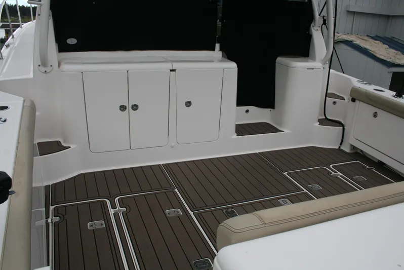 Slacker Yacht Photos Pics 