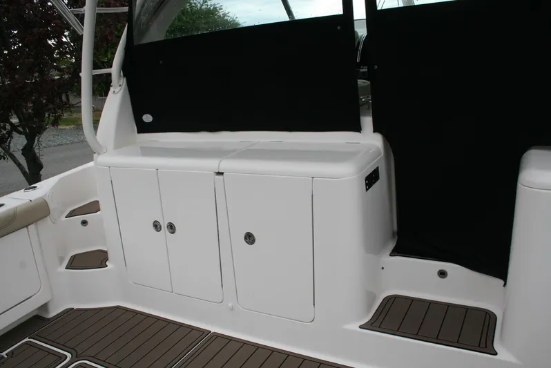 Slacker Yacht Photos Pics 