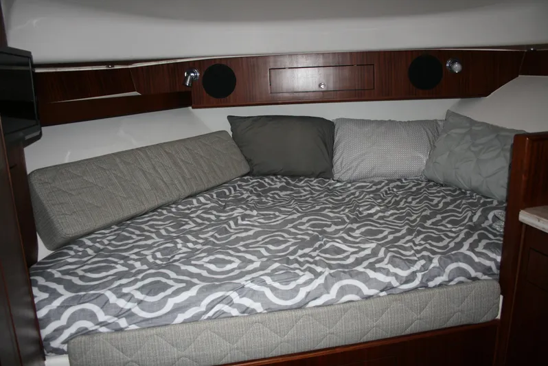 Slacker Yacht Photos Pics 