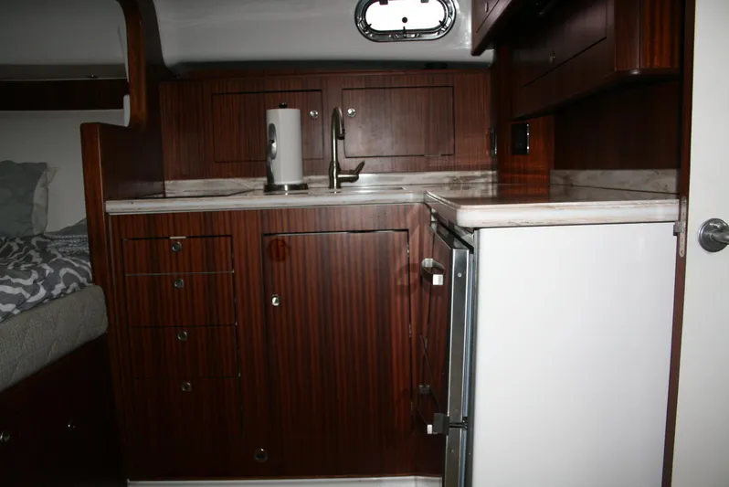 Slacker Yacht Photos Pics 