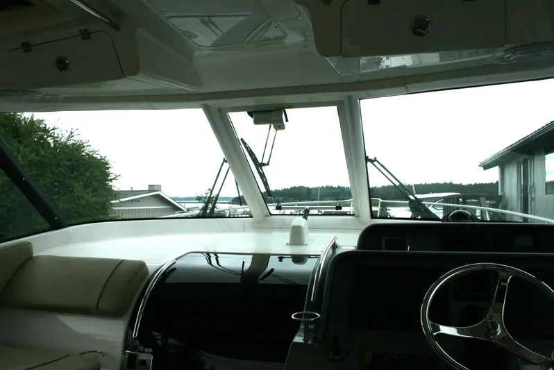 Slacker Yacht Photos Pics 