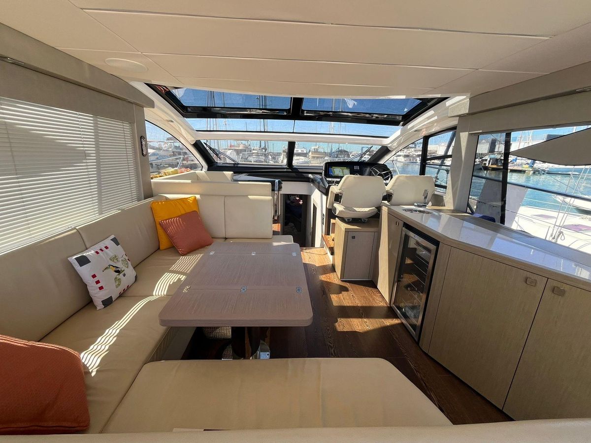 2019 Sunseeker 54 