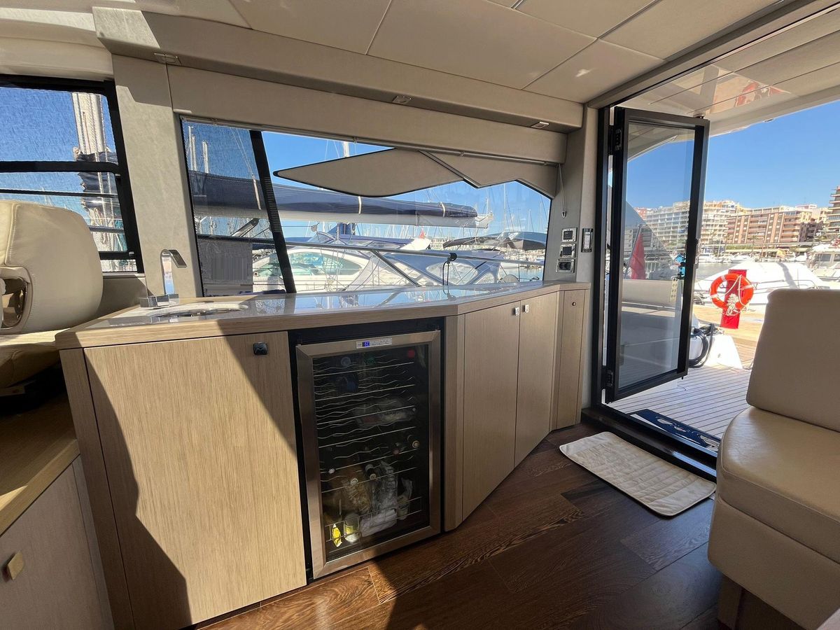 2019 Sunseeker 54 