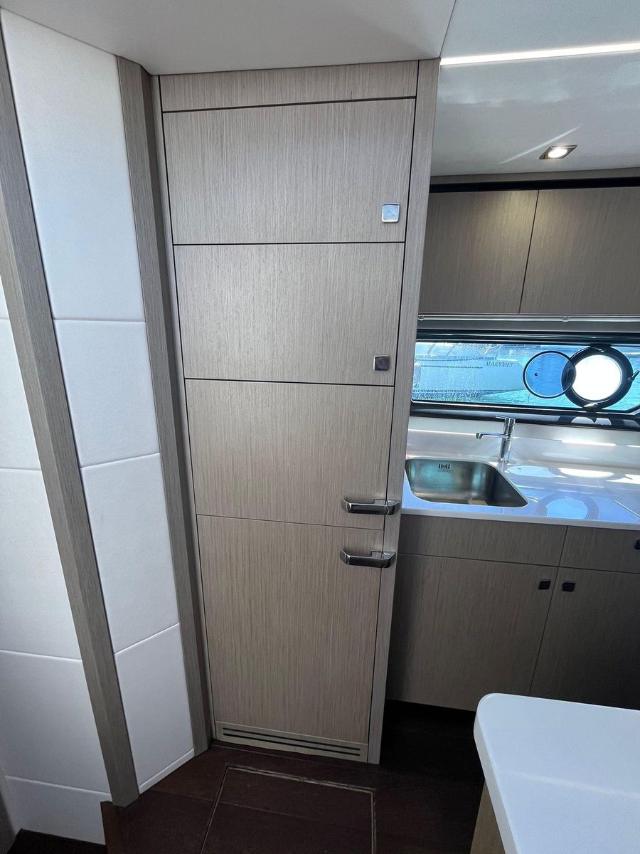 2019 Sunseeker 54 