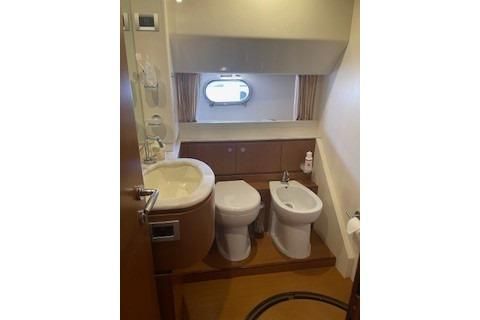 2009 Ferretti Yachts 69 