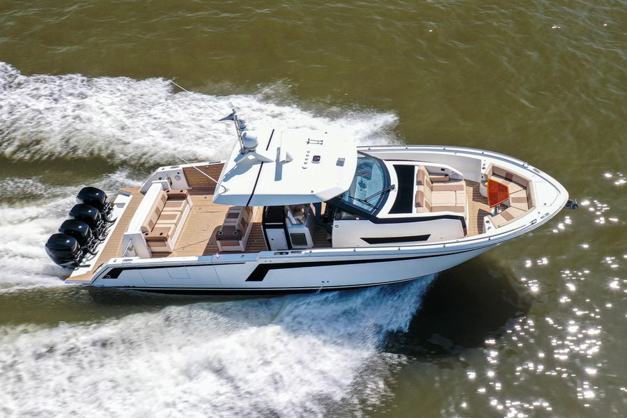 2020 Ocean Alexander 45 Divergence
