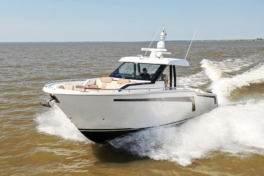 2020 Ocean Alexander 45 Divergence